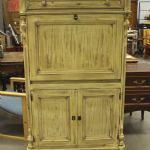 901 8402 CUPBOARD